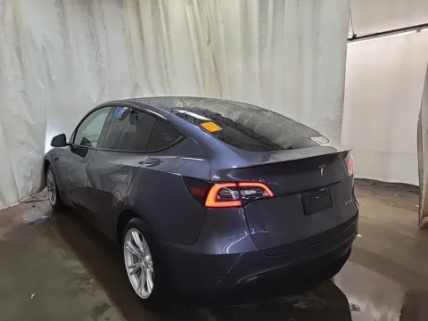 More photos of 2020 Tesla Model Y Long Range at Auto Boutique Ohio, OH