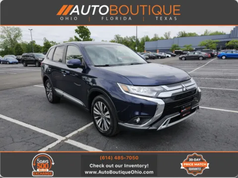 Blue 2019 Mitsubishi Outlander SE for sale in Columbus, OH