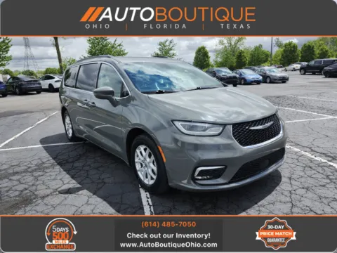 Gray 2022 Chrysler Pacifica Touring L for sale in Columbus, OH