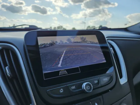 More photos of 2022 Chevrolet Malibu LT at Auto Boutique Ohio, OH