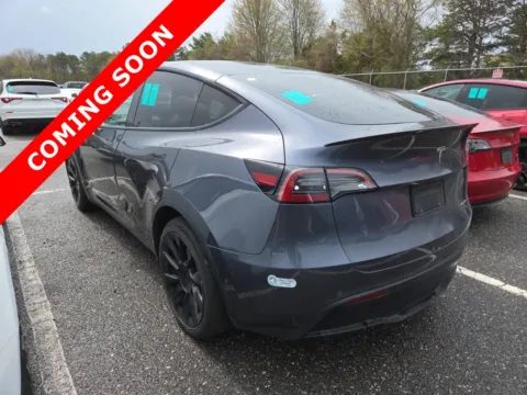More photos of 2021 Tesla Model Y Long Range at Auto Boutique Ohio, OH