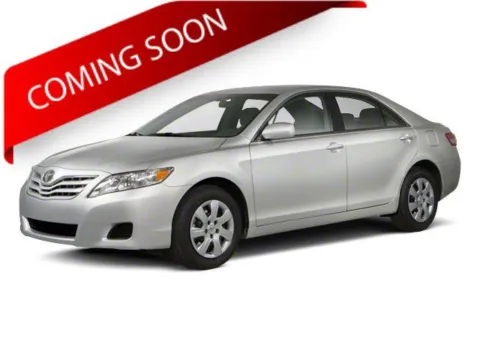 Green 2010 Toyota Camry XLE for sale in Columbus, OH