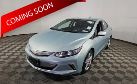 Green 2018 Chevrolet Volt LT for sale in Columbus, OH