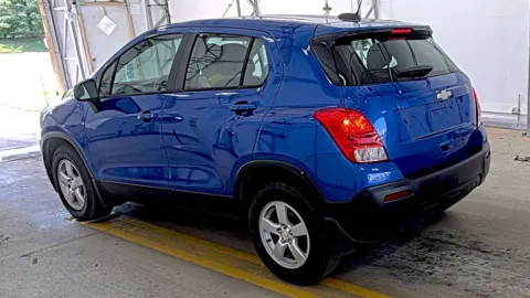 More photos of 2016 Chevrolet Trax LS at Auto Boutique Ohio, OH