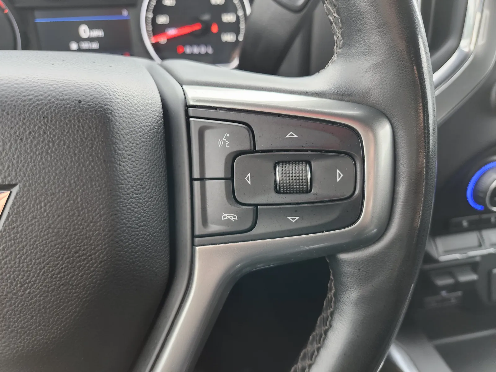 2023 Chevrolet Silverado 3500HD LT - Photo 34