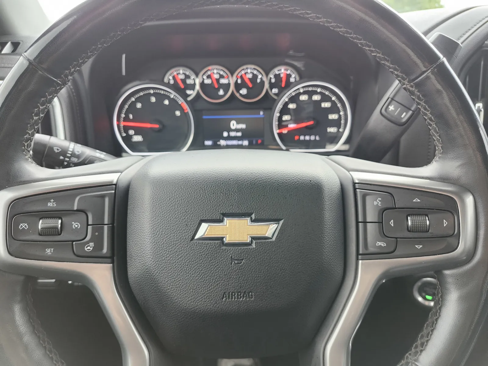 2023 Chevrolet Silverado 3500HD LT - Photo 28