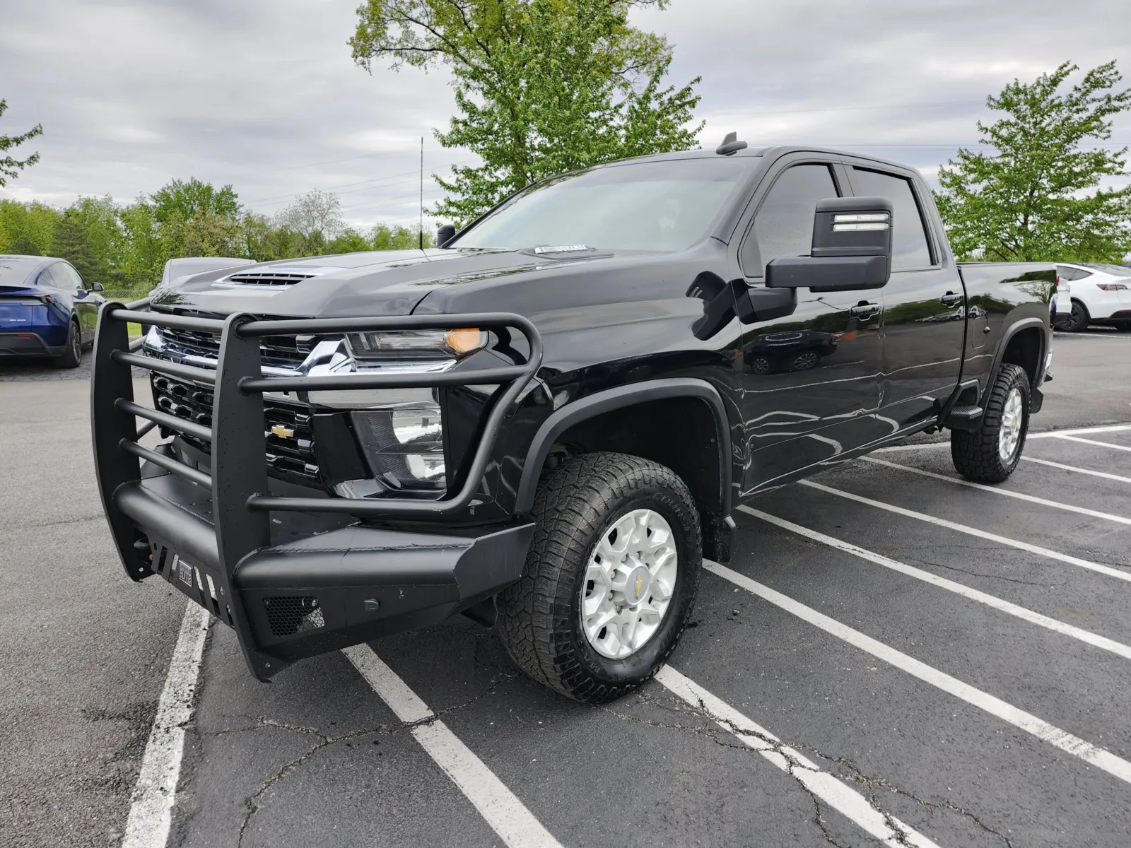 2023 Chevrolet Silverado 3500HD LT - Photo 13