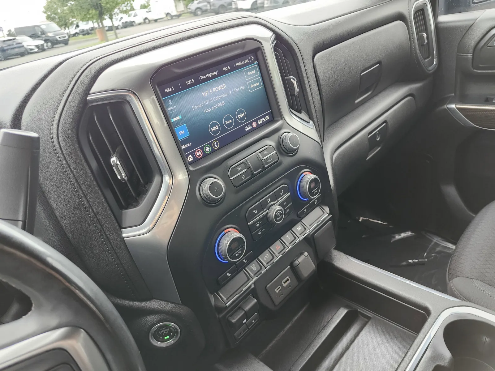 2023 Chevrolet Silverado 3500HD LT - Photo 30