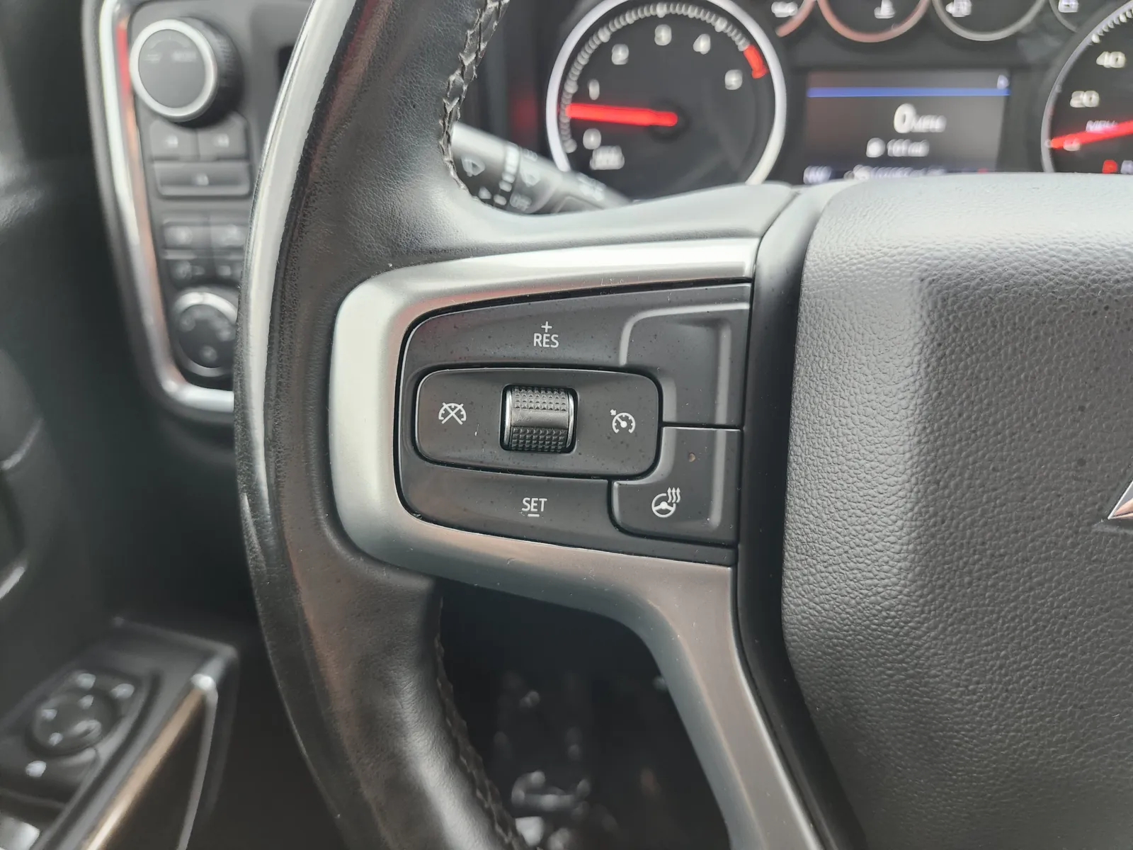 2023 Chevrolet Silverado 3500HD LT - Photo 35