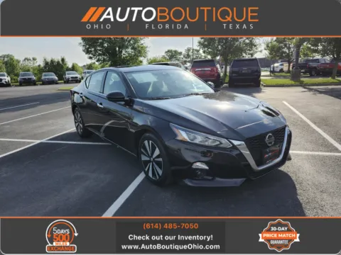 Black 2019 Nissan Altima 2.5 SV for sale in Columbus, OH