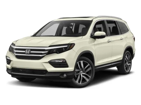 White 2017 Honda Pilot Touring for sale in Columbus, OH