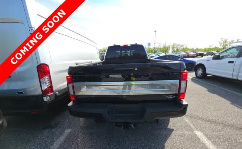 More photos of 2022 Ford Super Duty F-350 DRW Platinum at Auto Boutique Ohio, OH