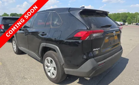 More photos of 2022 Toyota RAV4 LE at Auto Boutique Ohio, OH