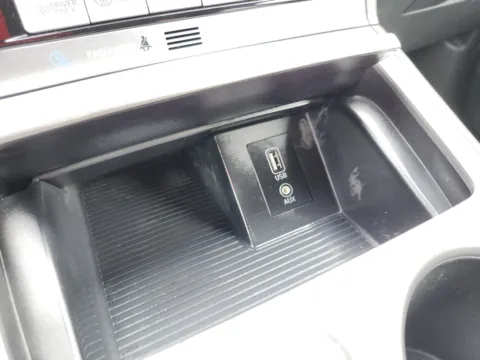 More photos of 2021 Hyundai Kona Electric SEL at Auto Boutique Ohio, OH