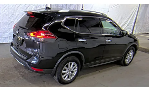 More photos of 2019 Nissan Rogue SV at Auto Boutique Ohio, OH