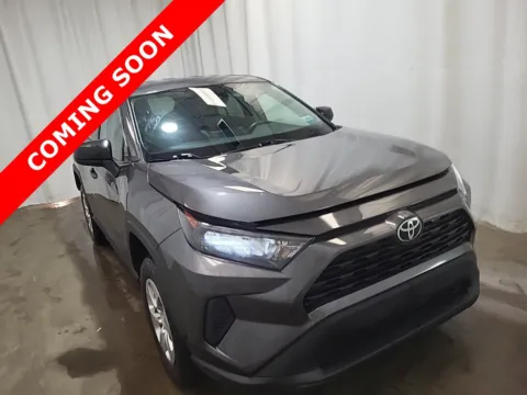 More photos of 2022 Toyota RAV4 LE at Auto Boutique Ohio, OH