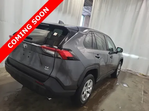 More photos of 2022 Toyota RAV4 LE at Auto Boutique Ohio, OH