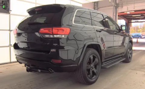 More photos of 2014 Jeep Grand Cherokee Altitude at Auto Boutique Ohio, OH