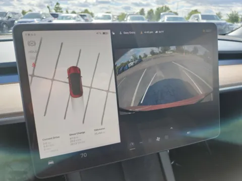 More photos of 2023 Tesla Model 3 at Auto Boutique Ohio, OH