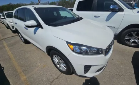 Another view of 2020 Kia Sorento LX V6 for sale in Columbus, OH at Auto Boutique Ohio