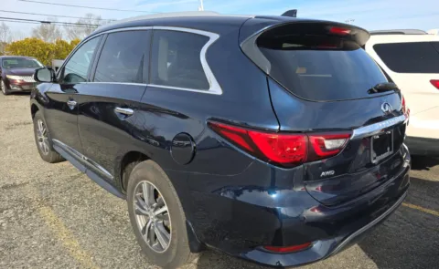 More photos of 2020 INFINITI QX60 PURE at Auto Boutique Ohio, OH
