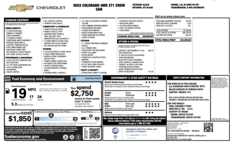 More photos of 2022 Chevrolet Colorado 4WD Z71 at Auto Boutique Ohio, OH