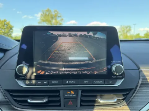More photos of 2019 Nissan Altima 2.5 SL at Auto Boutique Ohio, OH