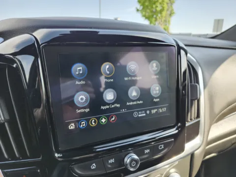 More photos of 2023 Chevrolet Traverse LT Cloth at Auto Boutique Ohio, OH