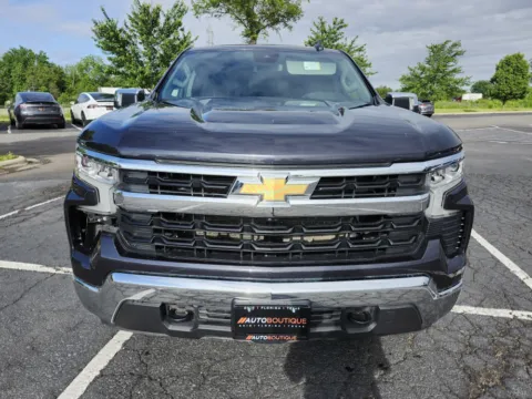 Another view of 2023 Chevrolet Silverado 1500 LT for sale in Columbus, OH at Auto Boutique Ohio