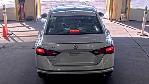 More photos of 2020 Nissan Altima 2.5 SR at Auto Boutique Ohio, OH