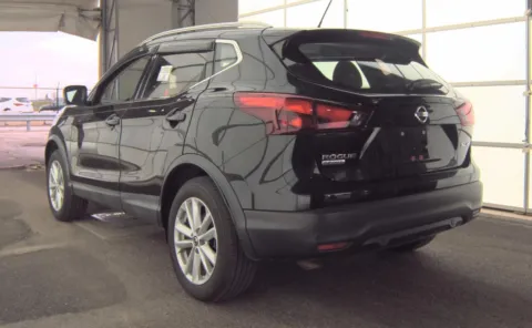 More photos of 2019 Nissan Rogue Sport SL at Auto Boutique Ohio, OH