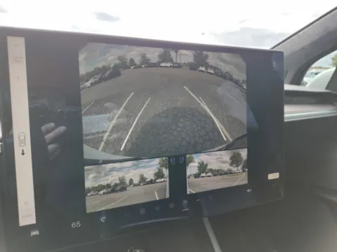 More photos of 2022 Tesla Model X at Auto Boutique Ohio, OH