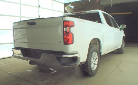 More photos of 2020 Chevrolet Silverado 1500 LT at Auto Boutique Ohio, OH