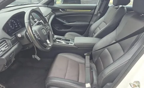 More photos of 2019 Honda Accord Sedan Sport 1.5T at Auto Boutique Ohio, OH