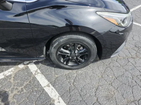 More photos of 2017 Chevrolet Cruze LT at Auto Boutique Ohio, OH