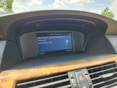 More photos of 2010 BMW 5 Series 528i xDrive at Auto Boutique Ohio, OH
