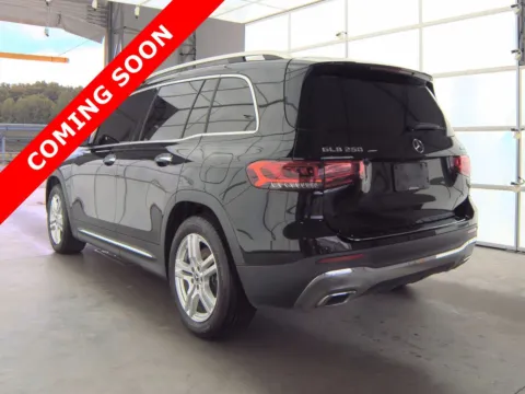 More photos of 2021 Mercedes-Benz GLB 250 at Auto Boutique Ohio, OH