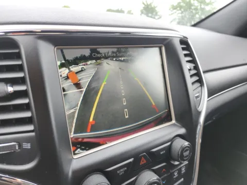 More photos of 2015 Jeep Grand Cherokee Limited at Auto Boutique Ohio, OH