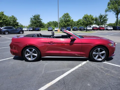 More photos of 2016 Ford Mustang V6 at Auto Boutique Ohio, OH