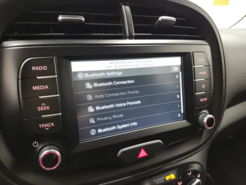 More photos of 2021 Kia Soul LX at Auto Boutique Ohio, OH