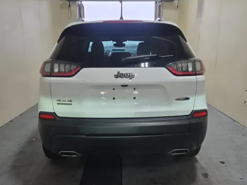 More photos of 2019 Jeep Cherokee Latitude Plus at Auto Boutique Ohio, OH