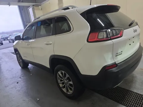 Another view of 2019 Jeep Cherokee Latitude Plus for sale in Columbus, OH at Auto Boutique Ohio