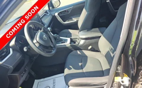More photos of 2021 Toyota RAV4 LE at Auto Boutique Ohio, OH