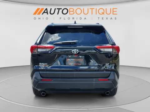 More photos of 2021 Toyota RAV4 LE at Auto Boutique Ohio, OH