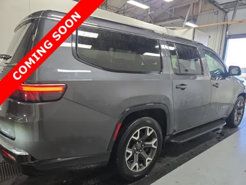 More photos of 2024 Jeep Wagoneer L Series III at Auto Boutique Ohio, OH