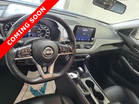 More photos of 2024 Nissan Altima 2.5 SR at Auto Boutique Ohio, OH