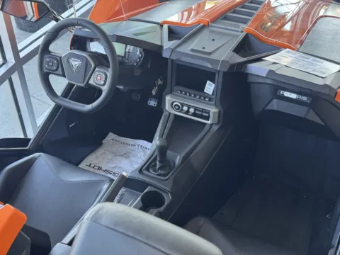 More photos of 2026 POLARIS SLINGSHOT Manual at Auto Boutique Ohio, OH