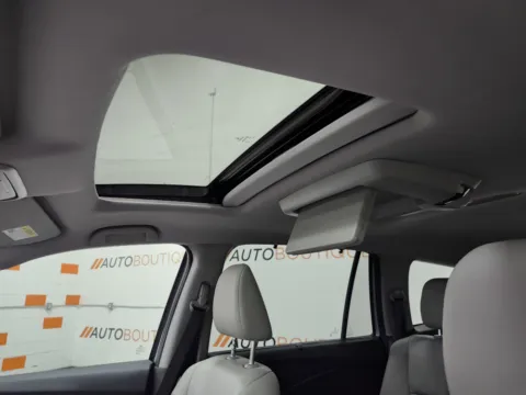 Photos of 2021 Honda Pilot Touring 7-Passenger for sale in Columbus, OH at Auto Boutique Ohio