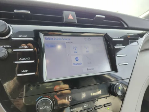 More photos of 2019 Toyota Camry SE at Auto Boutique Ohio, OH