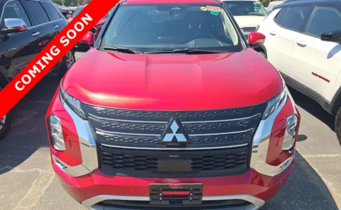 Another view of 2023 Mitsubishi Outlander SE for sale in Columbus, OH at Auto Boutique Ohio